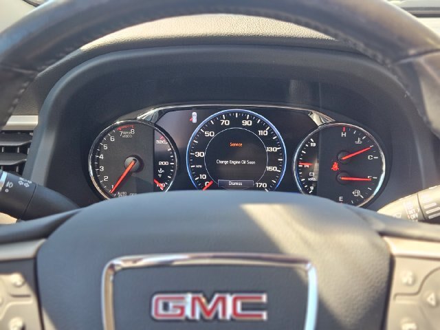 Used 2022 GMC Acadia Denali w/ Denali Ultimate Package AWD/4WD image 10