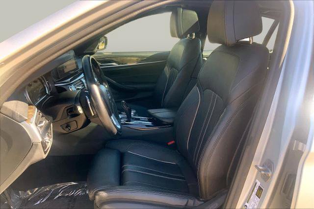 Used 2017 BMW 530i xDrive AWD/4WD image 9