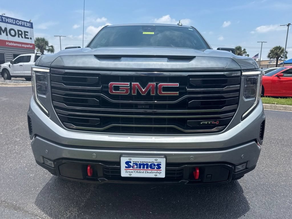 Used 2024 GMC Sierra 1500 AT4 w/ Technology Package AWD/4WD image 7