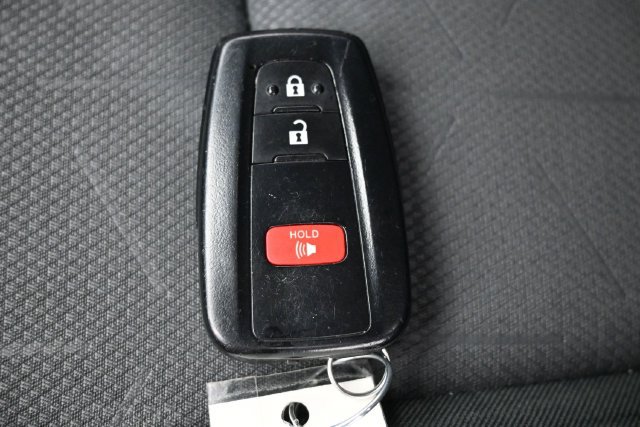 Used 2024 Toyota RAV4 XLE FWD image 24