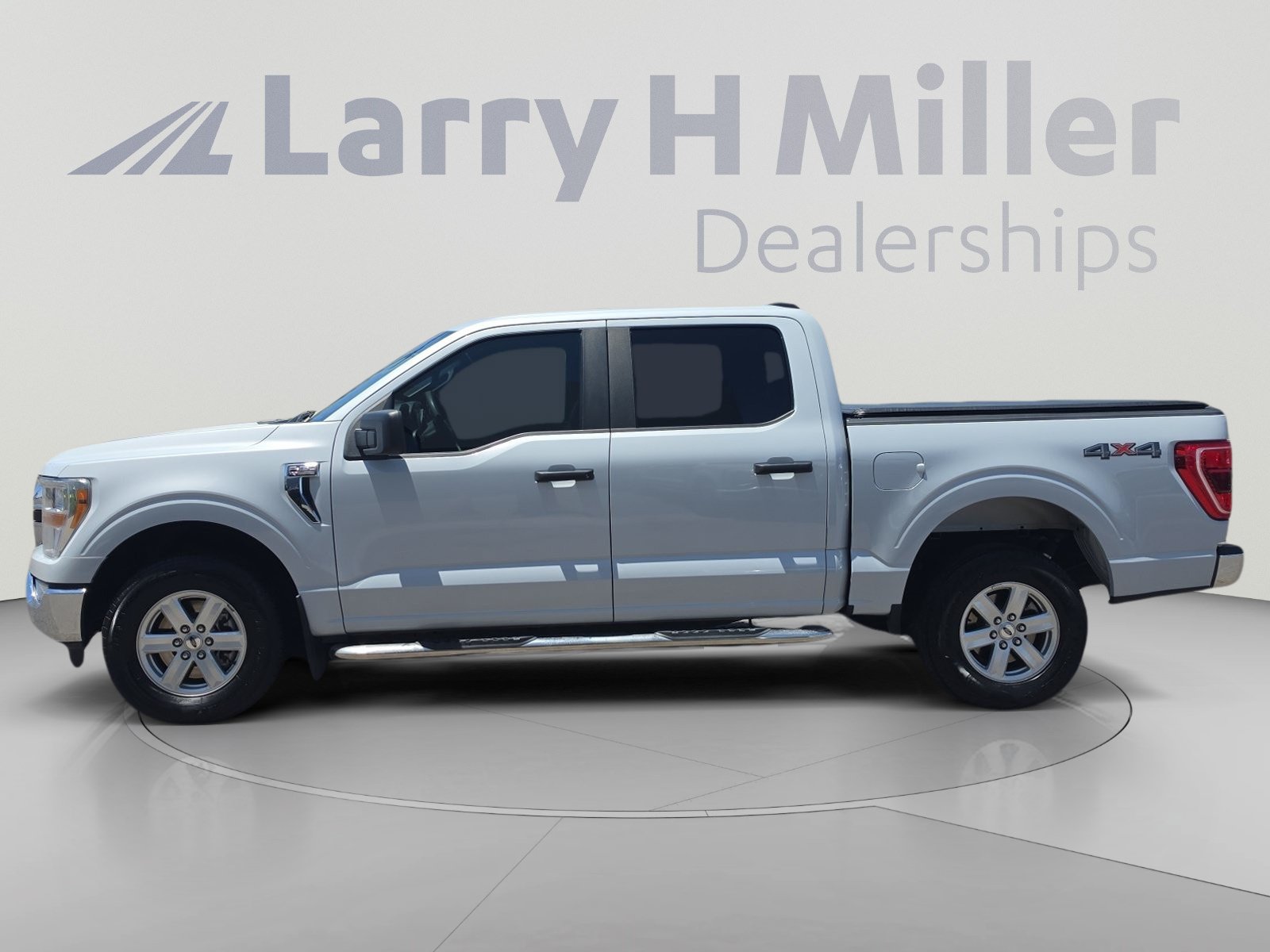 Certified 2022 Ford F150 XLT w/ Trailer Tow Package AWD/4WD image 2