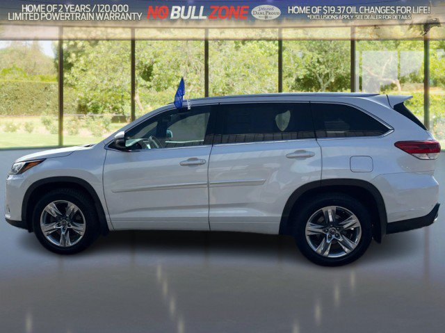 Used 2018 Toyota Highlander Limited AWD/4WD image 2