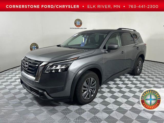 Used 2025 Nissan Pathfinder SV