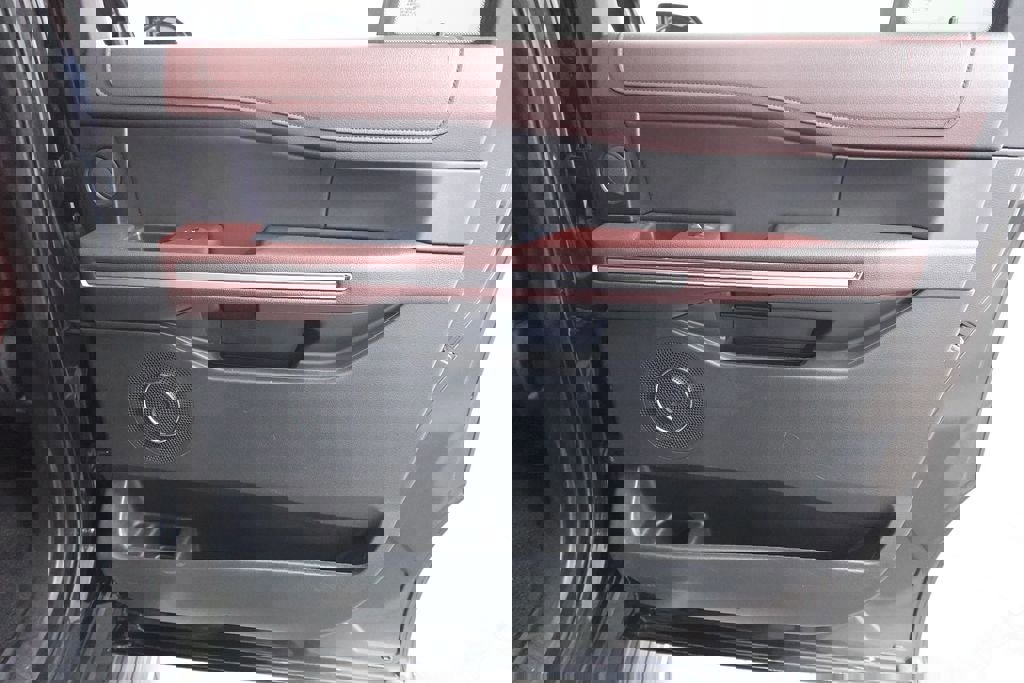 Certified 2023 Ford Expedition Max Limited image 32