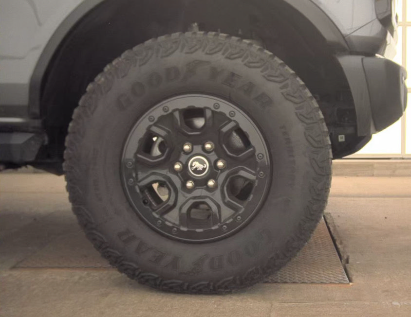Certified 2023 Ford Bronco Wildtrak AWD/4WD image 8