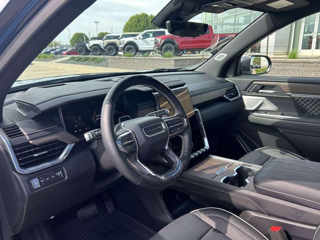 Used 2025 GMC Acadia Denali w/ Super Cruise Package AWD/4WD image 9