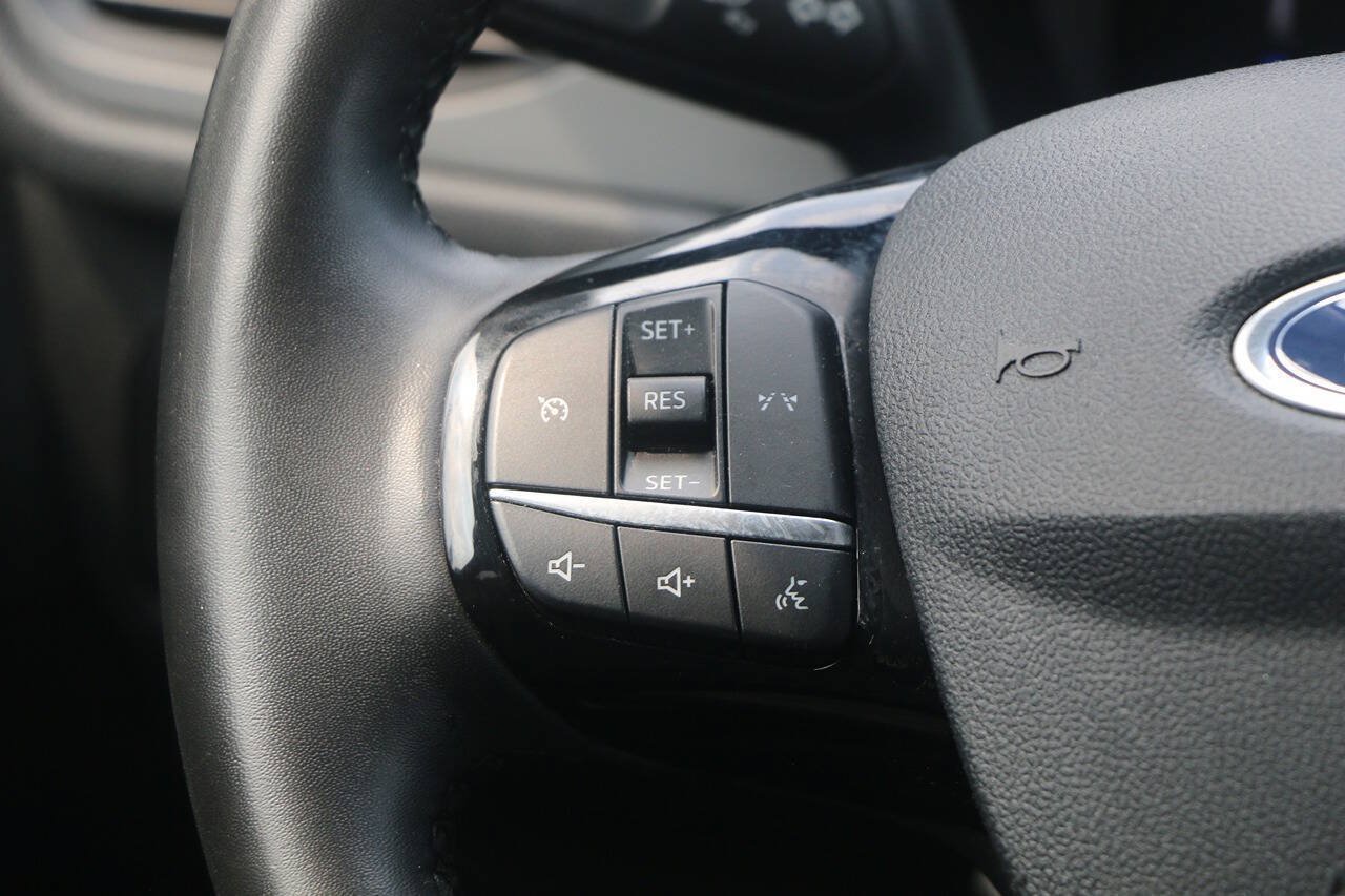 Certified 2024 Ford Escape Active AWD/4WD image 17