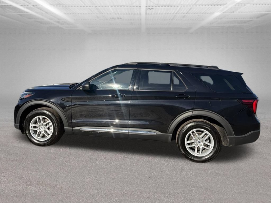Certified 2025 Ford Explorer Active AWD/4WD image 6
