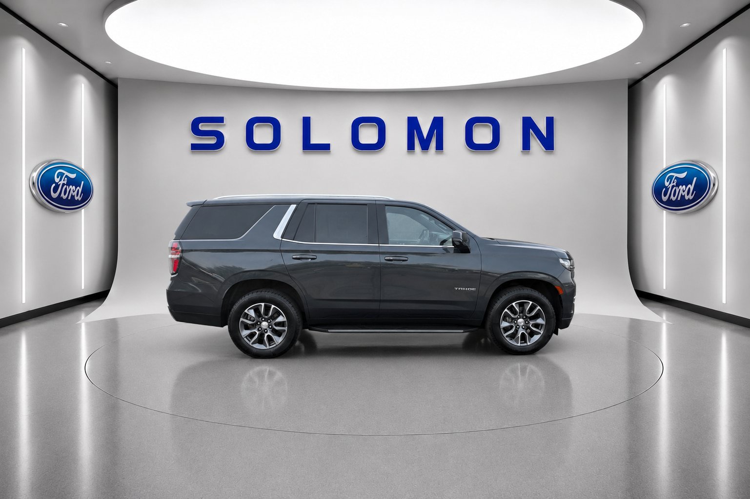 Used 2022 Chevrolet Tahoe LT w/ Luxury Package AWD/4WD image 4