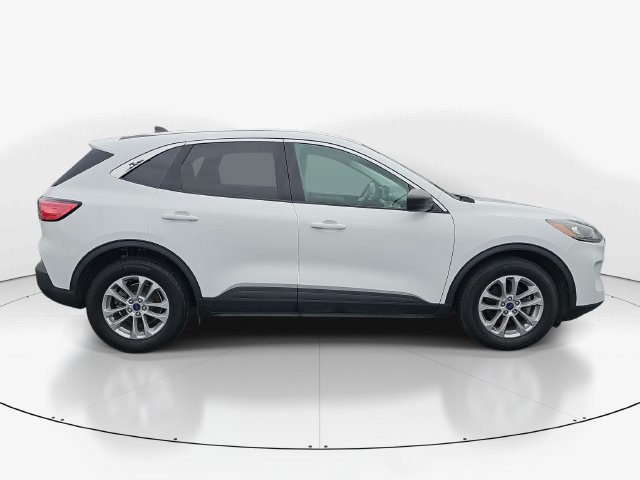 Certified 2022 Ford Escape SE w/ Convenience Package FWD image 3