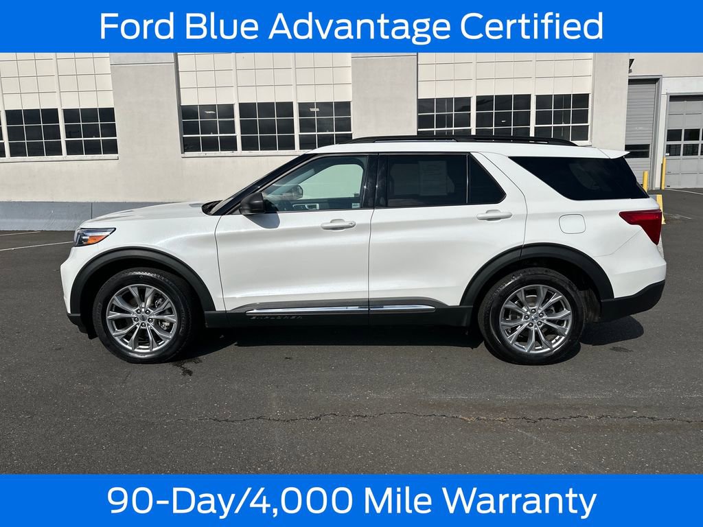 Certified 2021 Ford Explorer XLT w/ Equipment Group 202A AWD/4WD image 4