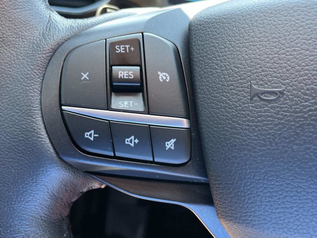 Certified 2020 Ford Explorer XLT w/ Equipment Group 202A AWD/4WD image 36