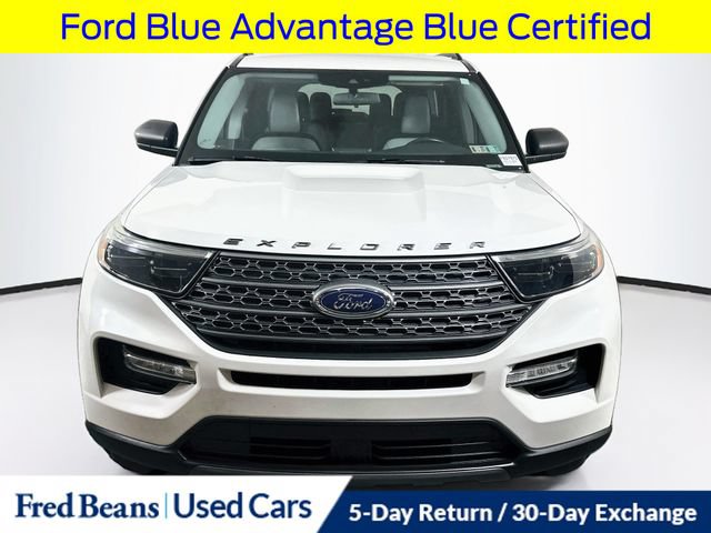 Certified 2021 Ford Explorer XLT w/ Equipment Group 202A AWD/4WD image 2