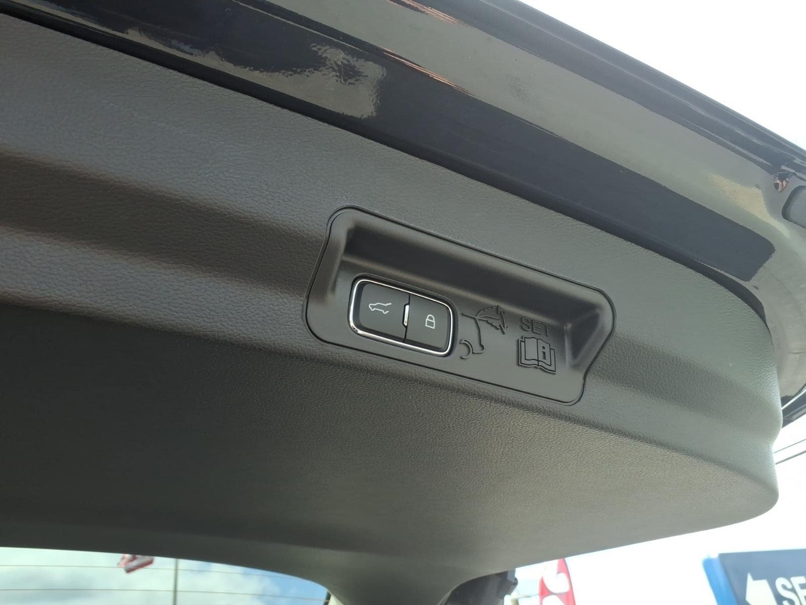 Certified 2026 Ford Explorer Active AWD/4WD image 16