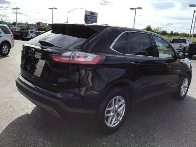 Certified 2022 Ford Edge SEL w/ Convenience Package AWD/4WD image 4