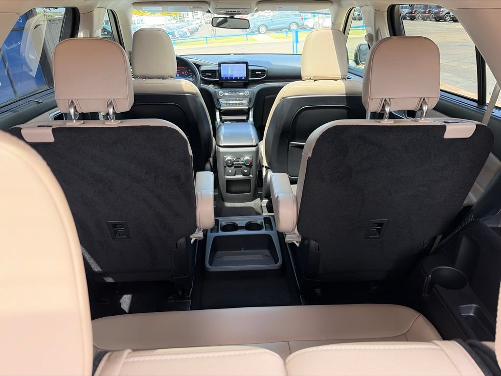 Certified 2020 Ford Explorer Limited RWD image 17