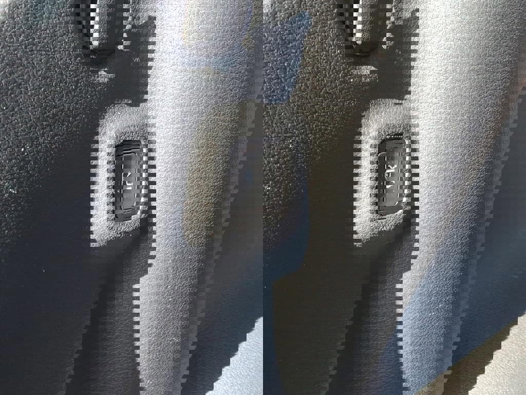 Used 2021 Jeep Compass Latitude image 27