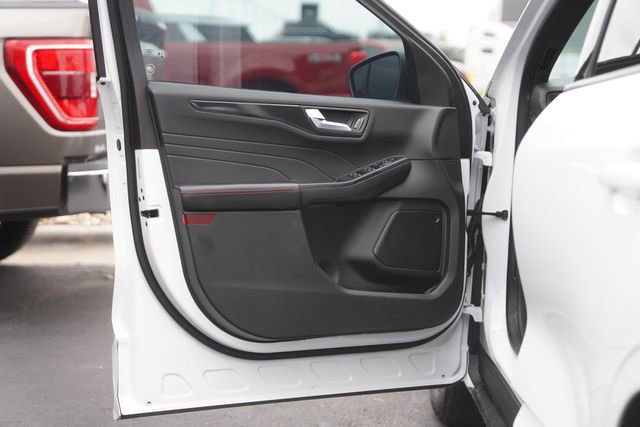 Certified 2023 Ford Escape ST-Line w/ Tech Pack #1 FWD image 30