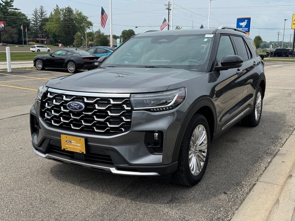 Certified 2025 Ford Explorer Platinum w/ LUX Leather Package AWD/4WD image 36