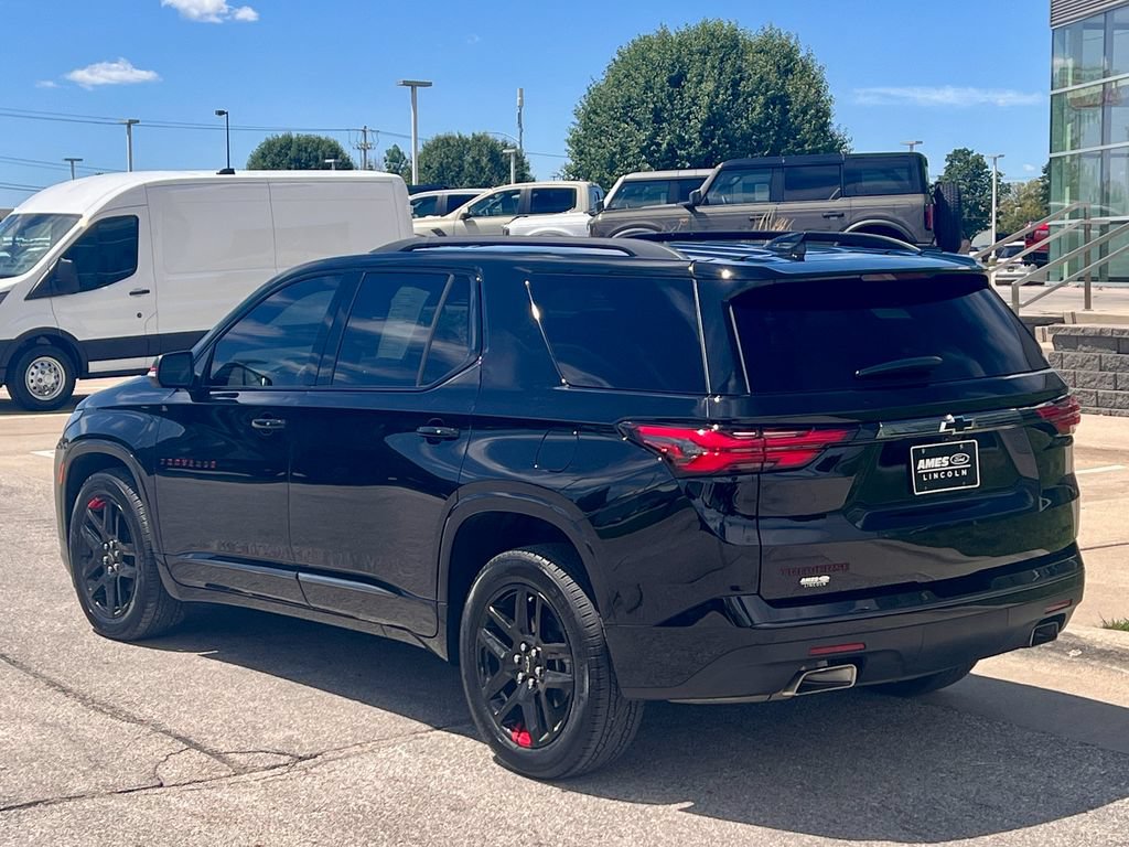 Used 2023 Chevrolet Traverse Premier w/ Redline Edition AWD/4WD image 4