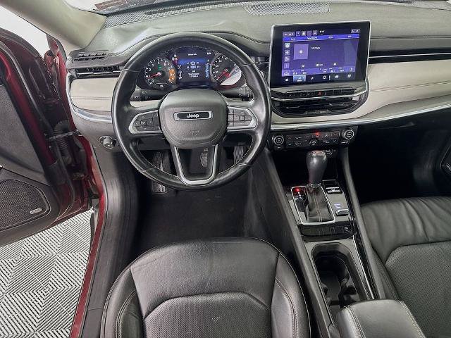 Used 2022 Jeep Compass Limited w/ Sun and Sound Group AWD/4WD image 23