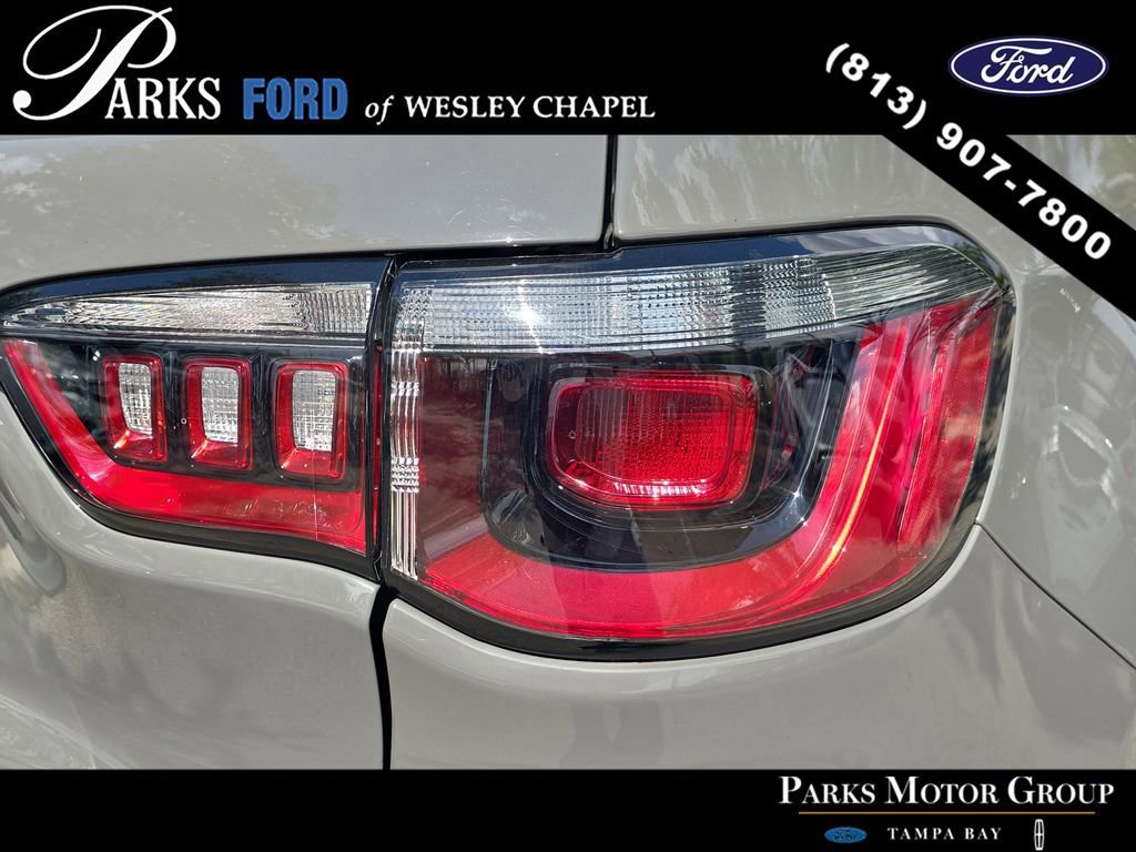 Used 2022 Jeep Compass Trailhawk image 7