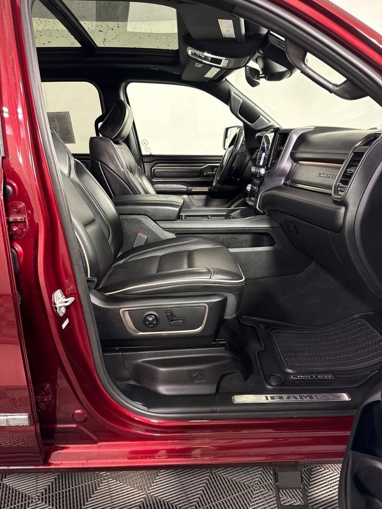 Used 2021 RAM 1500 Limited AWD/4WD image 4