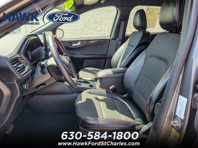 Certified 2024 Ford Escape ST-Line w/ Tech Pack #1 AWD/4WD image 8