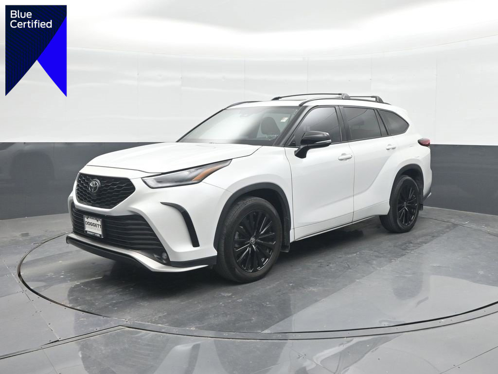 Used 2023 Toyota Highlander L image 1