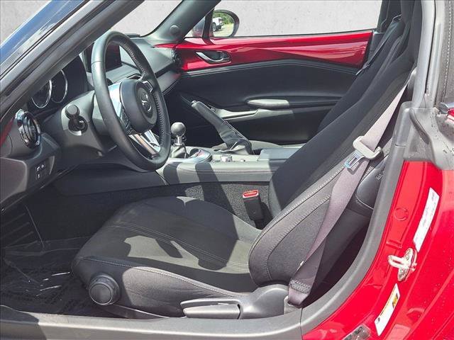 Used 2024 MAZDA MX-5 Miata Club RWD image 18