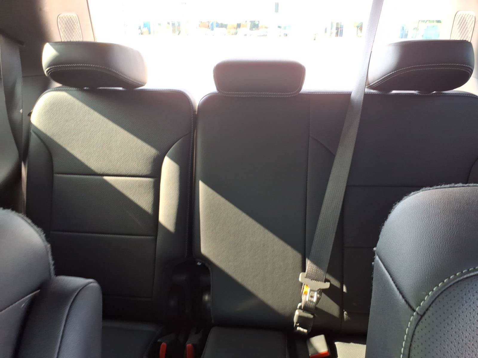 Used 2026 Chevrolet Traverse LT FWD image 15