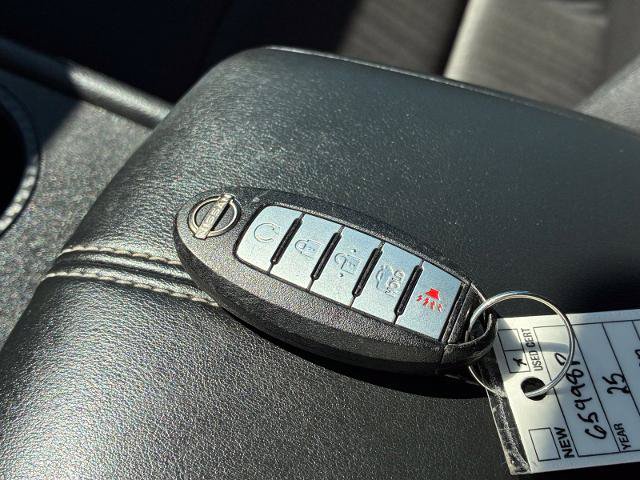 Used 2025 Nissan Altima 2.5 SV AWD/4WD image 27