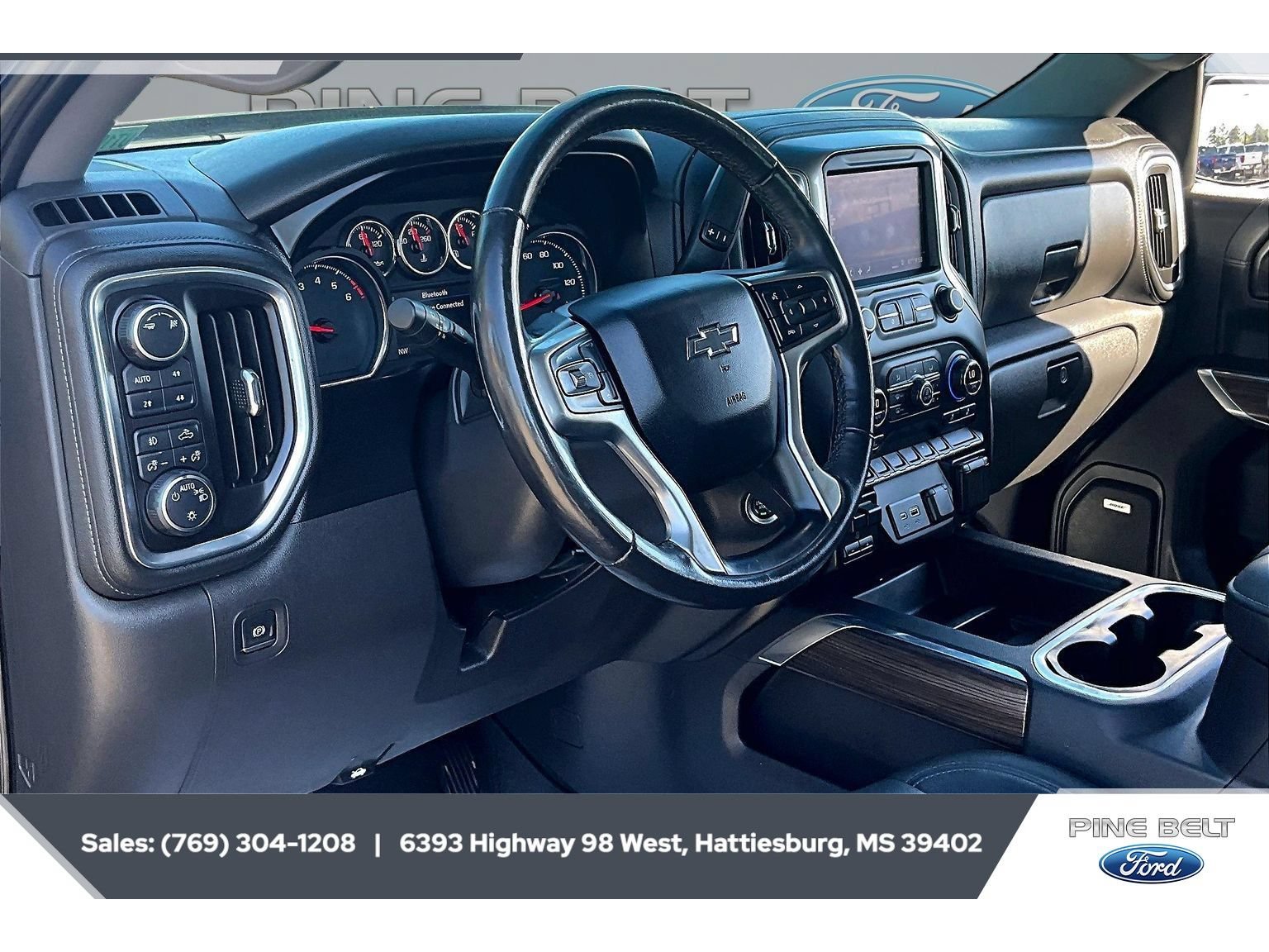 Used 2019 Chevrolet Silverado 1500 LT Trail Boss AWD/4WD image 13