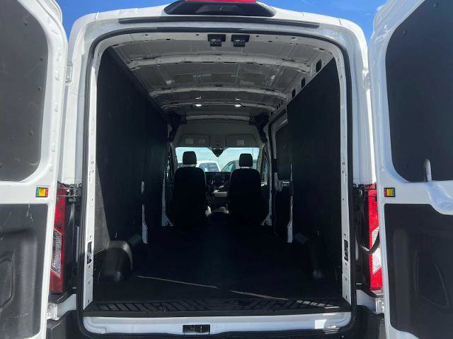 Certified 2023 Ford Transit 250 Medium Roof AWD w/ Load Area Protection Package image 10