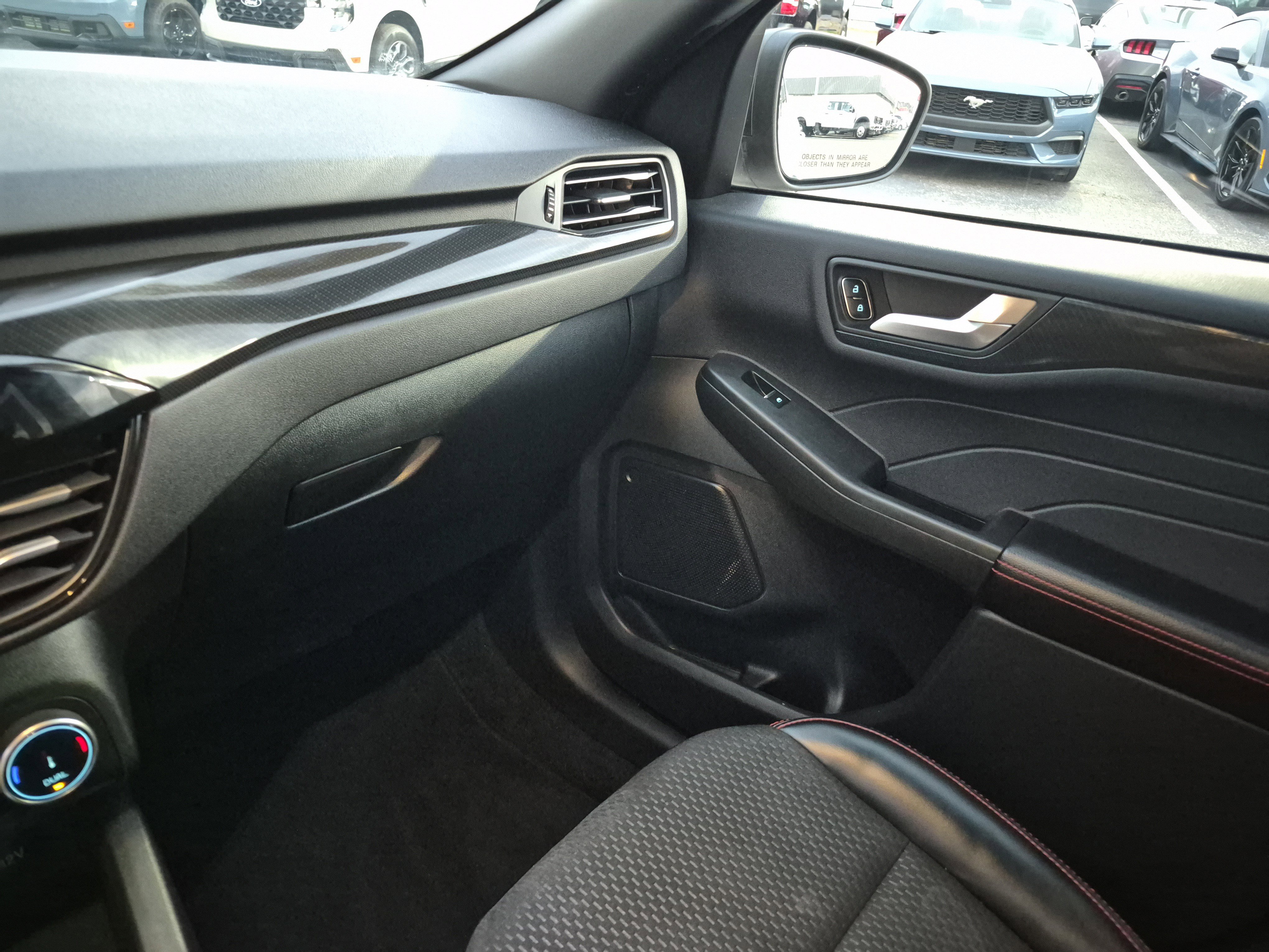 Certified 2024 Ford Escape ST-Line w/ Equipment Group 301A image 22