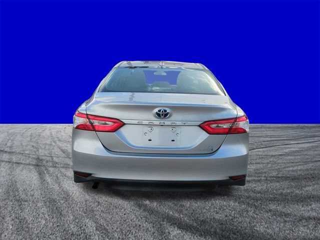 Used 2020 Toyota Camry LE image 4