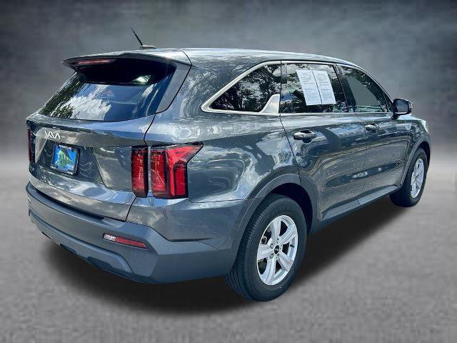 Used 2023 Kia Sorento LX FWD image 5