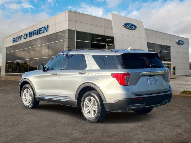 Certified 2020 Ford Explorer XLT w/ Equipment Group 202A AWD/4WD image 3