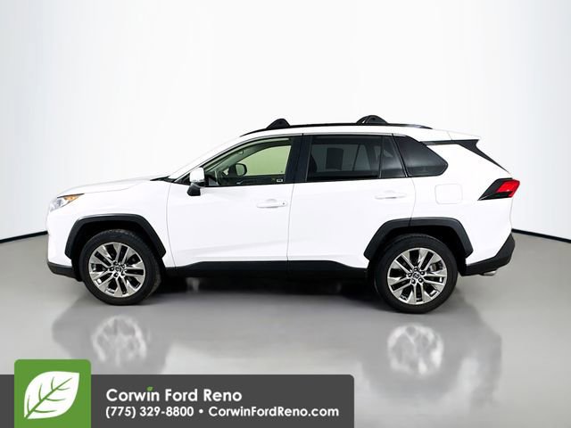 Used 2019 Toyota RAV4 XLE Premium w/ All Weather Liner Package video 2
