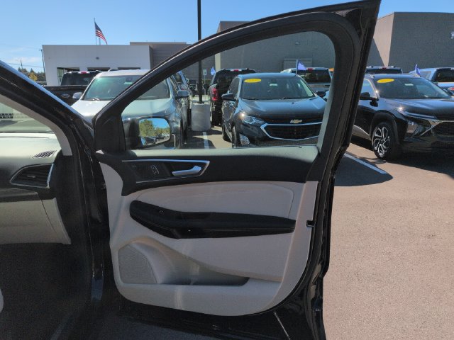 Certified 2024 Ford Edge Titanium w/ Equipment Group 301A AWD/4WD image 14