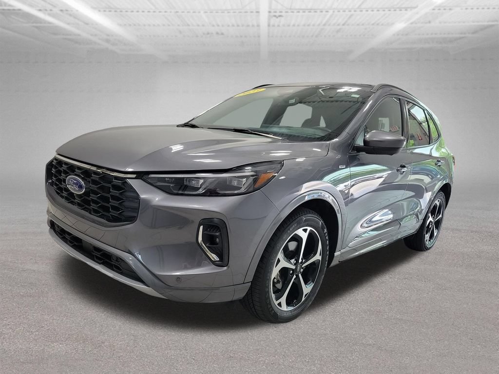 Certified 2023 Ford Escape ST-Line Elite AWD/4WD image 9