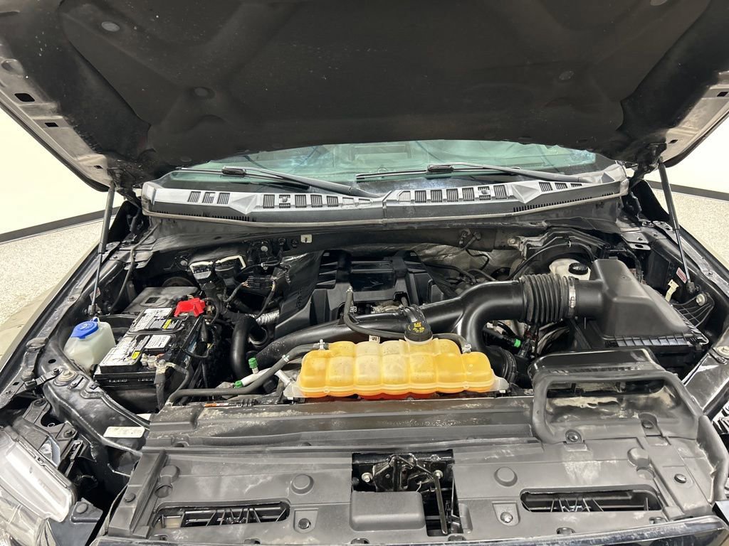 Certified 2017 Ford F150 XLT w/ Equipment Group 302A Luxury image 28