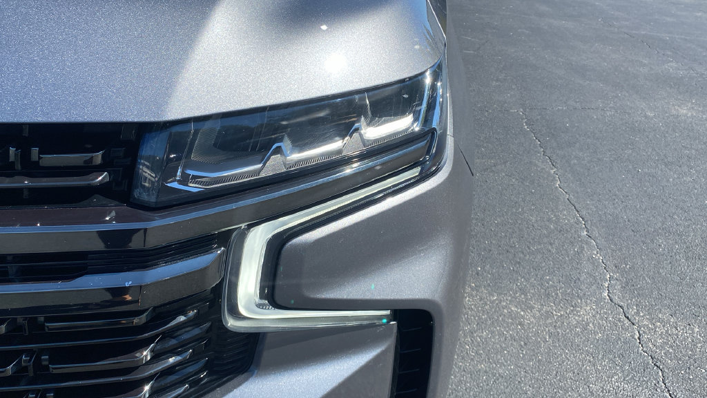 Used 2021 Chevrolet Tahoe RST w/ Luxury Package RWD image 9