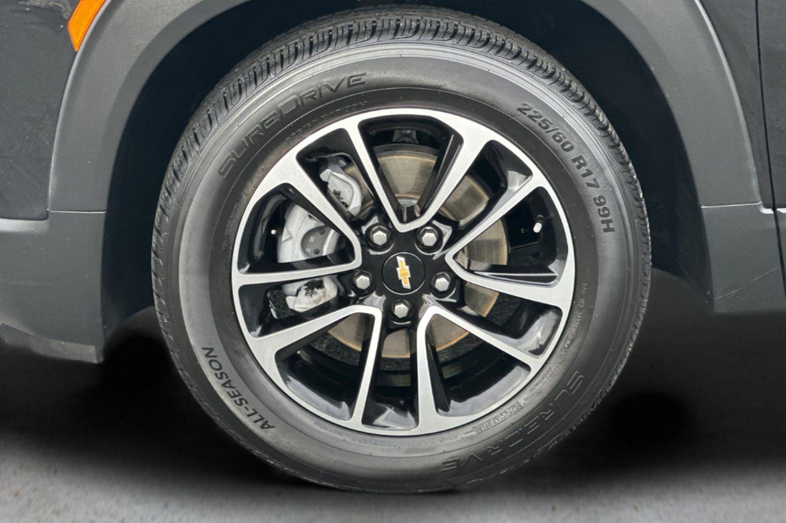 Used 2025 Chevrolet TrailBlazer LT FWD image 24