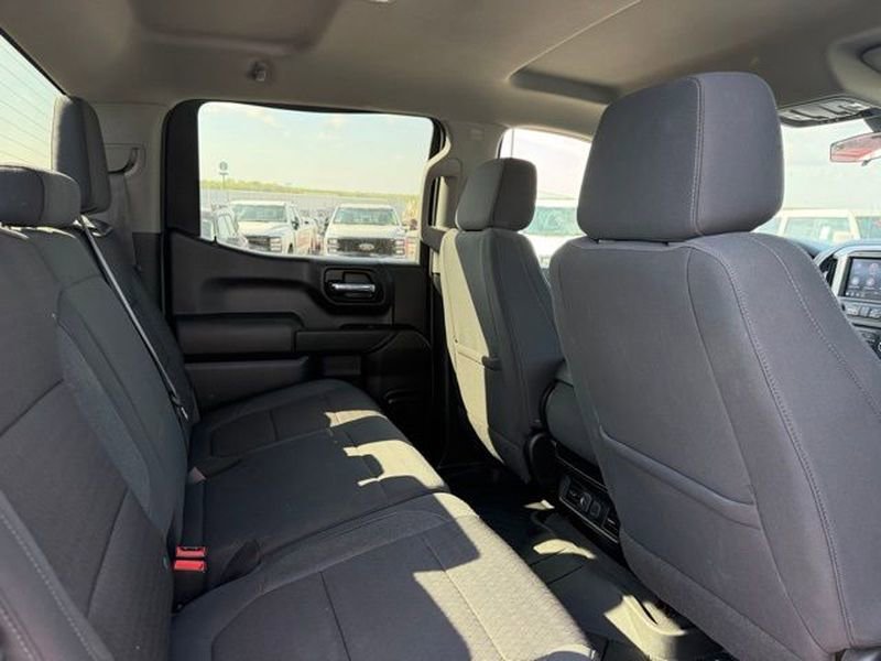 Used 2022 Chevrolet Silverado 1500 LT w/ Safety Package image 11