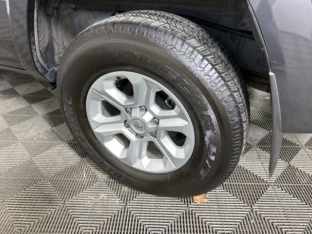 Used 2023 Toyota 4Runner SR5 Premium w/ SR5 Premium Package AWD/4WD image 8