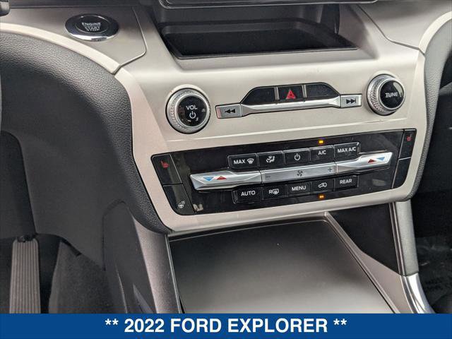 Certified 2022 Ford Explorer XLT w/ Equipment Group 202A image 17