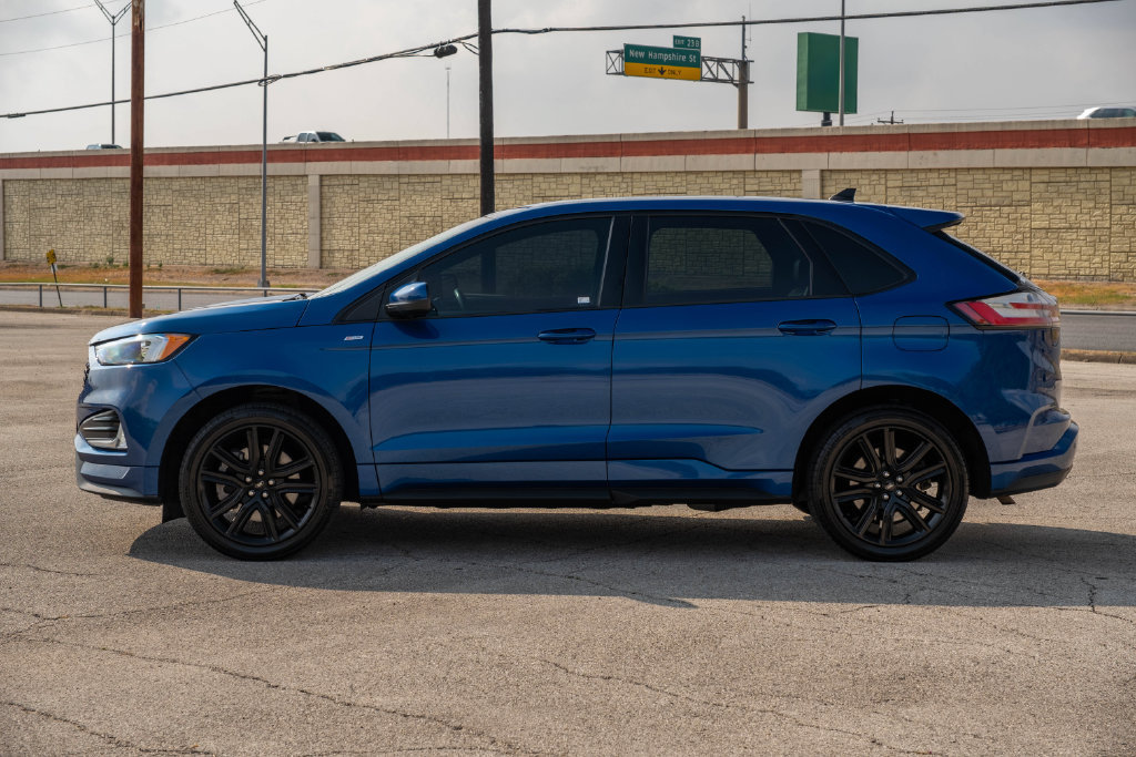 Certified 2024 Ford Edge ST-Line AWD/4WD image 5