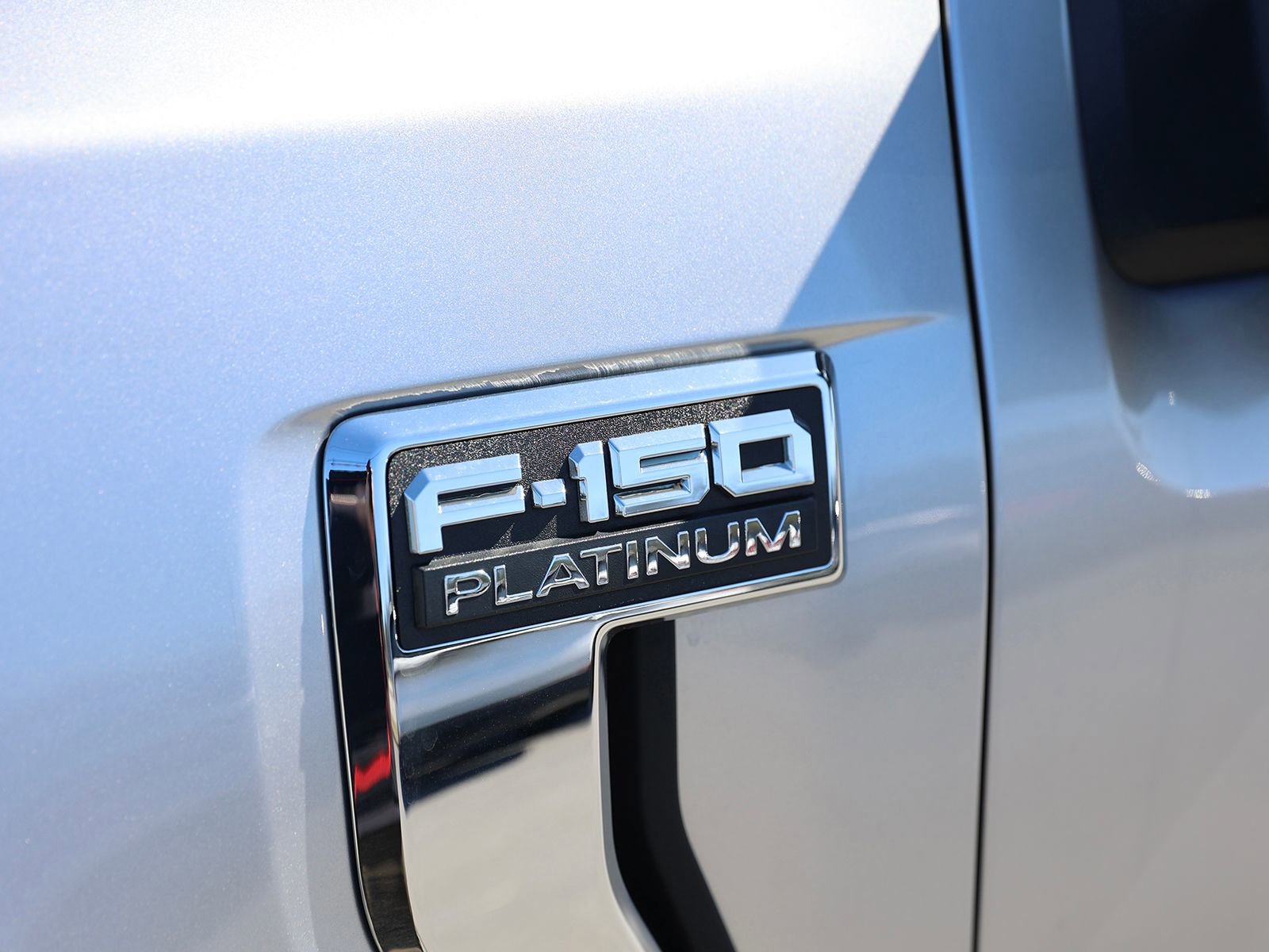 Certified 2023 Ford F150 Platinum w/ Equipment Group 701A High image 9