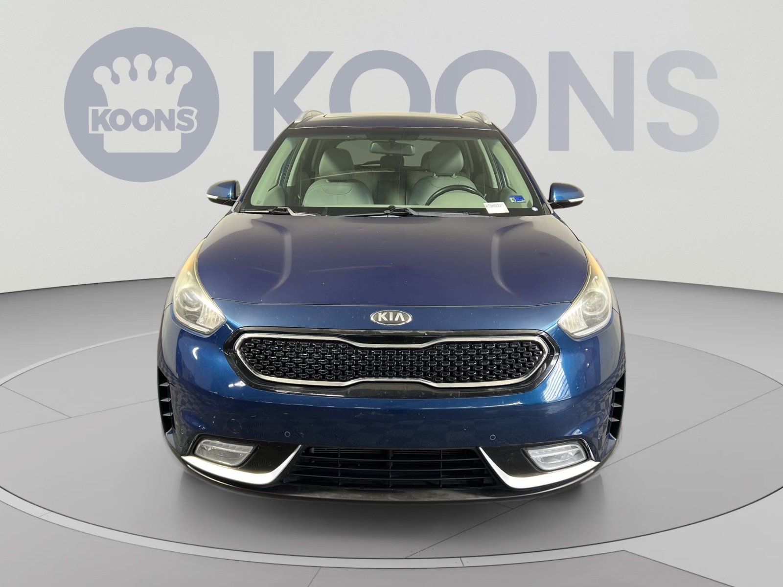 Used 2017 Kia Niro Touring FWD image 4